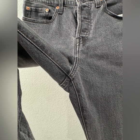 Levi’s Premium Denim Women’s Wedgie Fit Ankle Button Bite My Dust Grey Jeans 27 - Picture 9 of 16